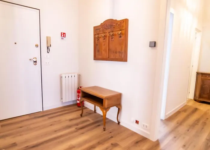 Tommy Διαμέρισμα *